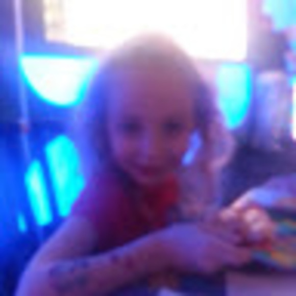 Meet your Posher, Marina - Picture 1 of 1